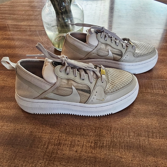 Nike Court Vision Alta TXT Sneakers - Picture 2 of 10